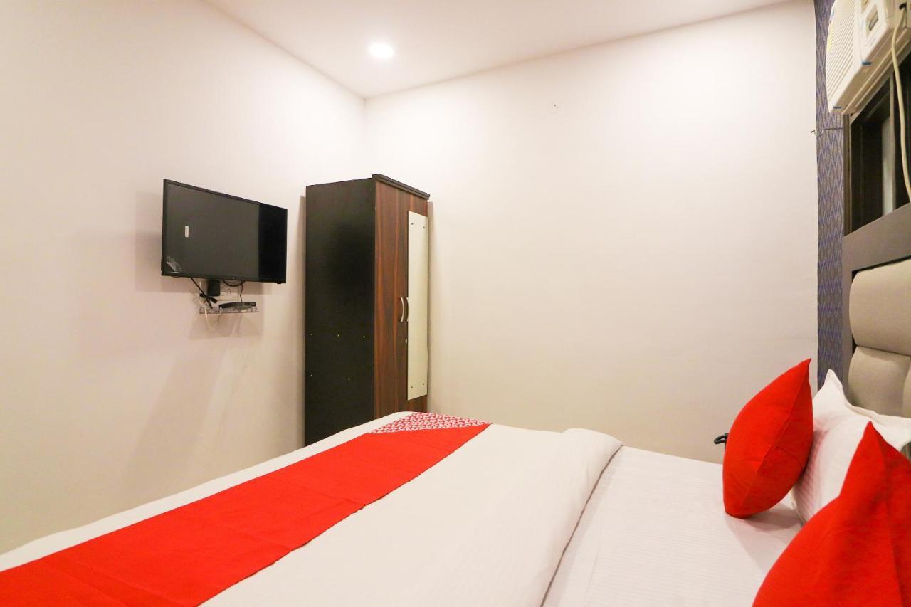 Oyo 63841 White Orchid Hotell Indraprastha Exteriör bild